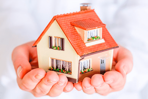 como-apoyar-amigo-sale-del-closet-asilo