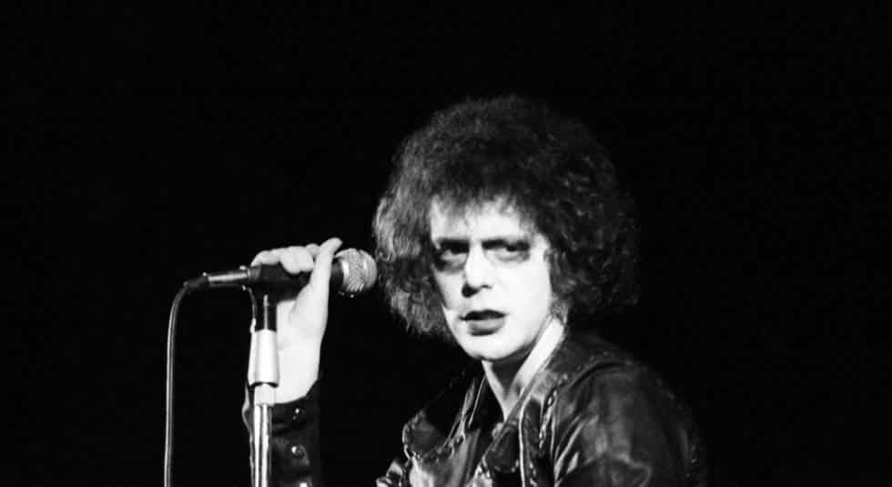 famosos bisexuales novio