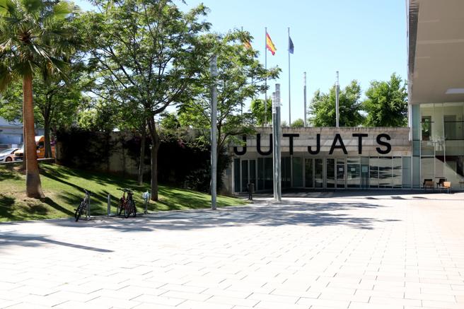 hombre abofeteó gay