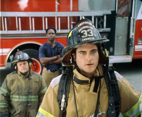 joaquin phoenix personajes ladder 49