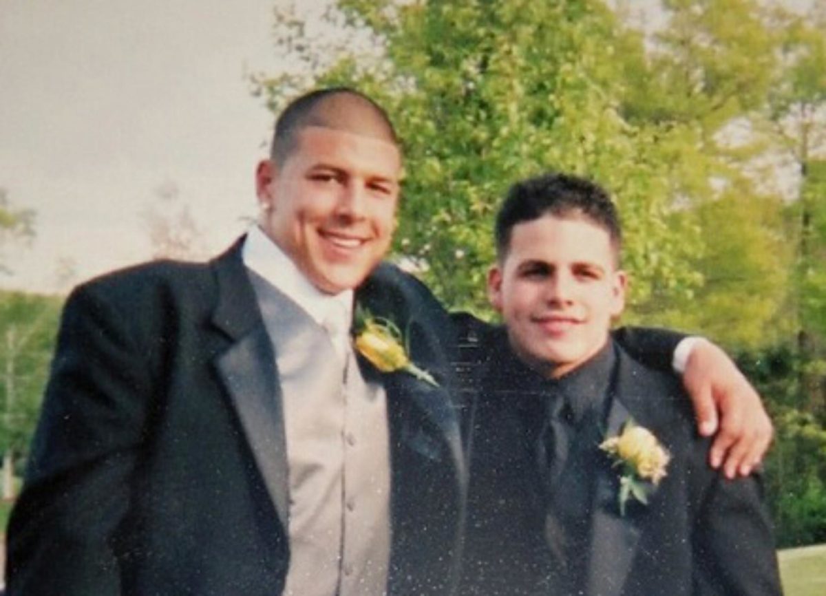 netflix gay aaron hernandez