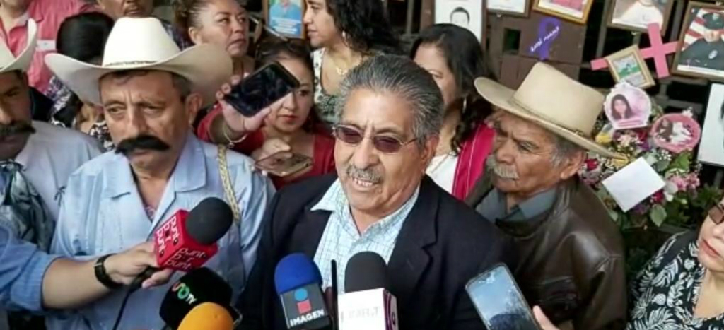 protestas familiares zapata gay