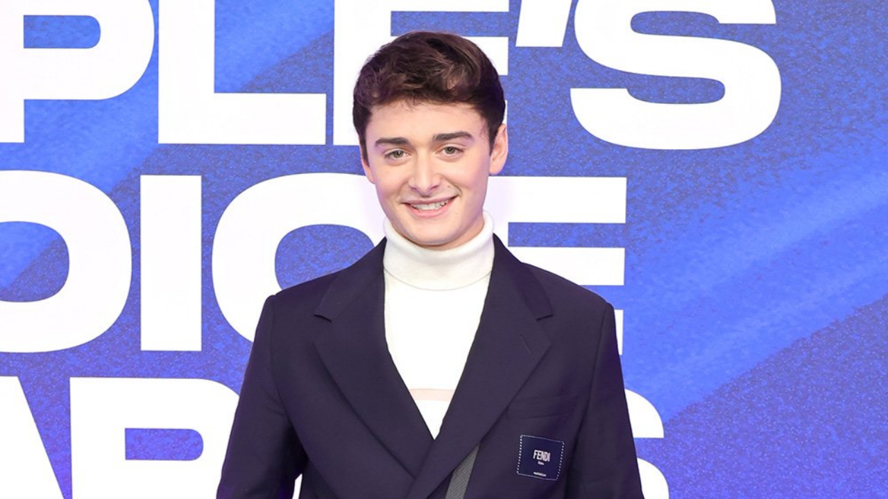 actores actrices personajes lgbt que lo son en la vida real Noah Schnapp