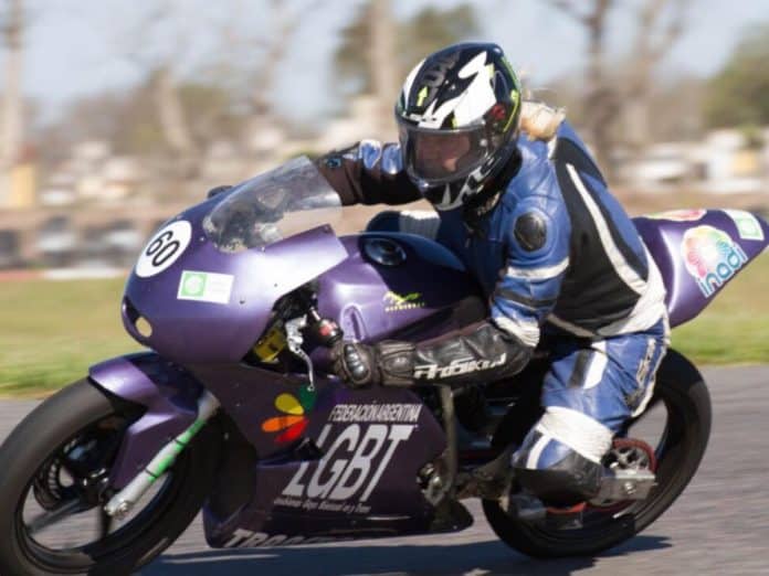 primera piloto trans motociclismo