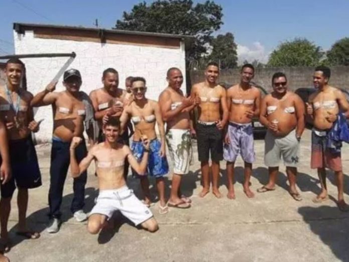 familiares chico trans operación 5