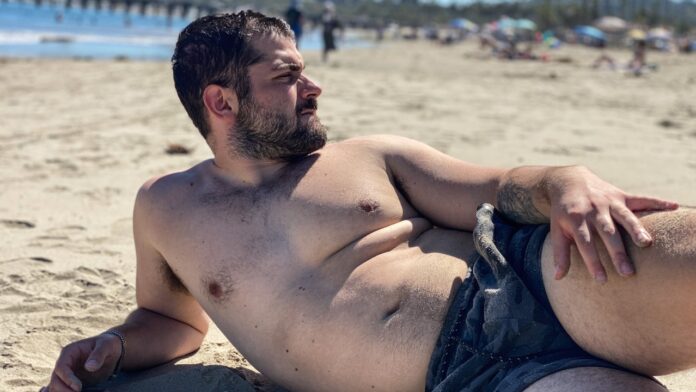 hombres con pancita Bruno Baba