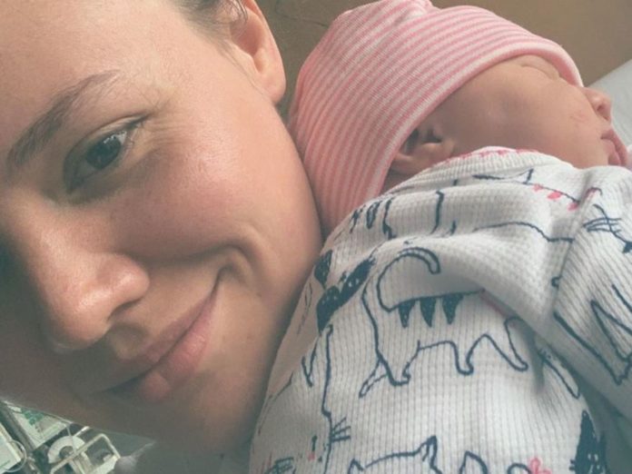 joy diana pasaporte hija