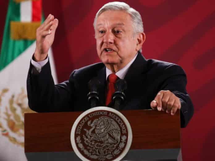 AMLO golpeadores LGBT+