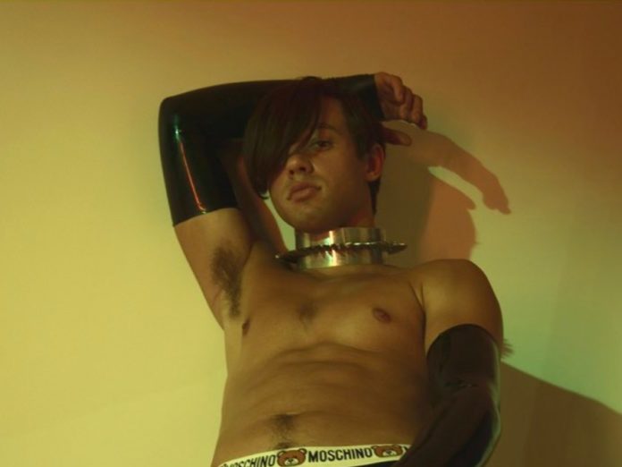 Cameron-Dallas-modelo revista MOOD