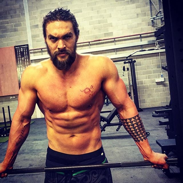 Fotos-Jason-Momoa-húmedo-2
