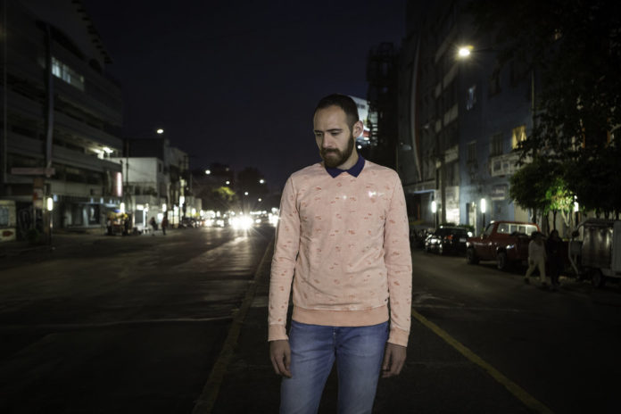 documental-un-viaje-en-taxi-violación-masculina-0