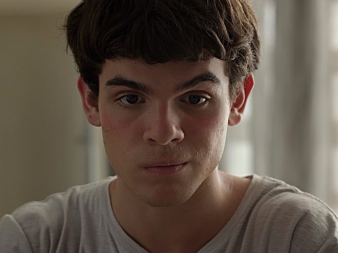 desgracias adolescente gay