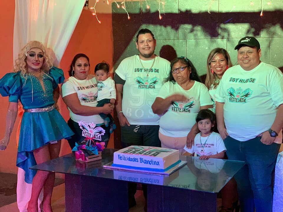 señora-fiesta-la-más-draga-3