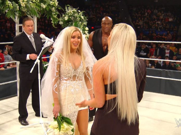 wwe romance lésbico portada