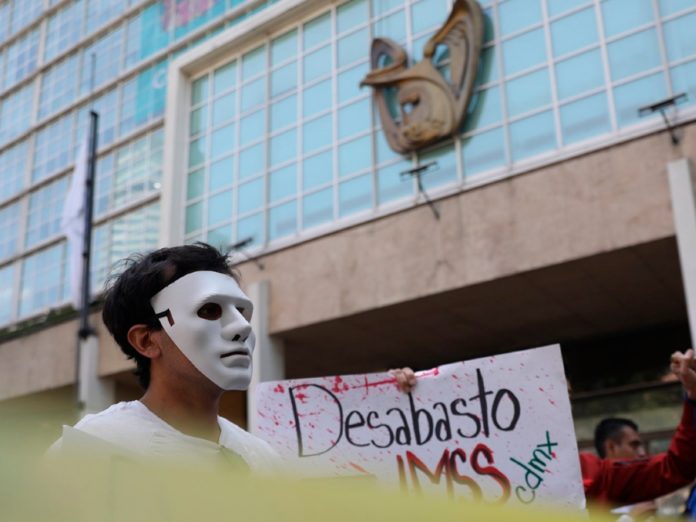mexicanos VIH Canadá desabasto