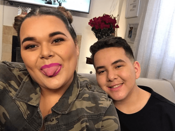 JENICKA johnny lopez hermanos LGBT+