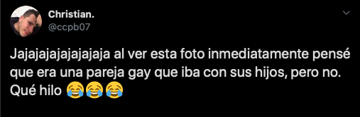 papás-playa-hijos-gays-3