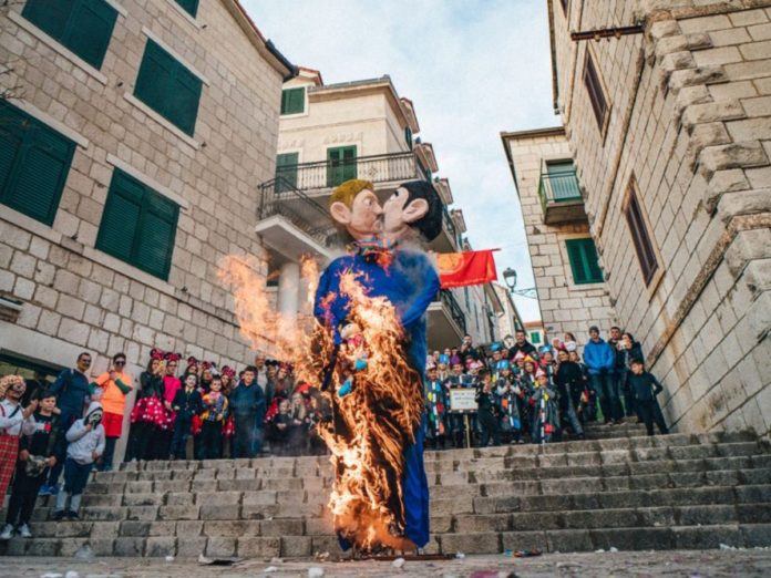 quemaron estatua familia homoparental portada