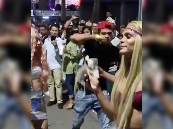 vestido mujer carnaval veracruz portada