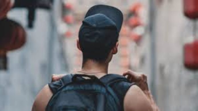 familias echan hijos LGBT pandemia coronavirus