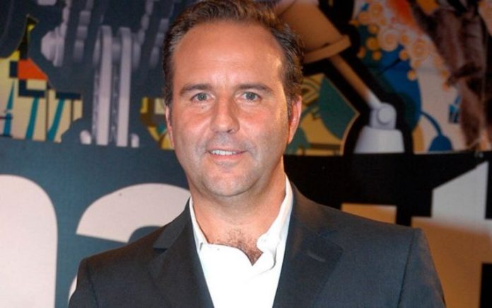 Esteban-Arce-Coronavirus-covid-19-homofobico