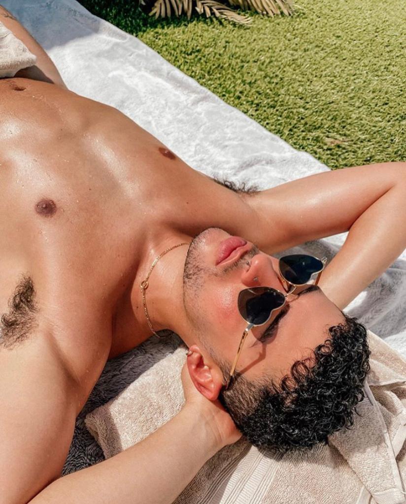 bad-bunny-fotos-sin-ropa-cuarentena-coronavirus-1