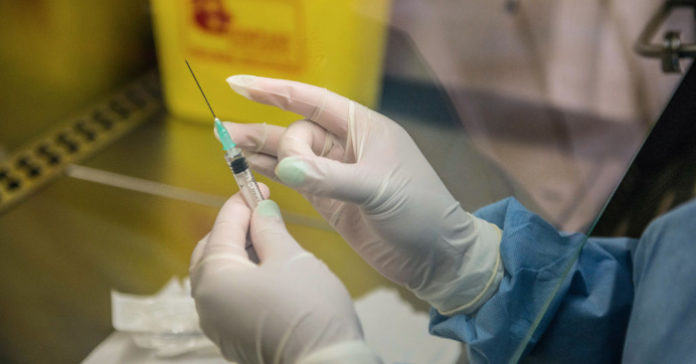 medicamento-inyectable-vih-medicamento-inyectable-vih-cabenuva-1 medicamento-inyectable-vih-medicamento-inyectable-vih-cabenuva-