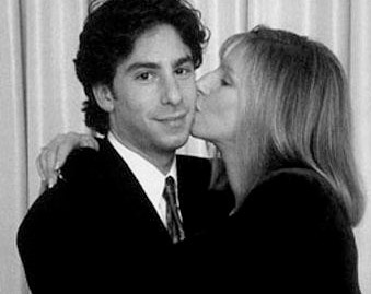 Barbra-Streisand-Famosos-que-apoyan-a-sus-hijos-LGBT