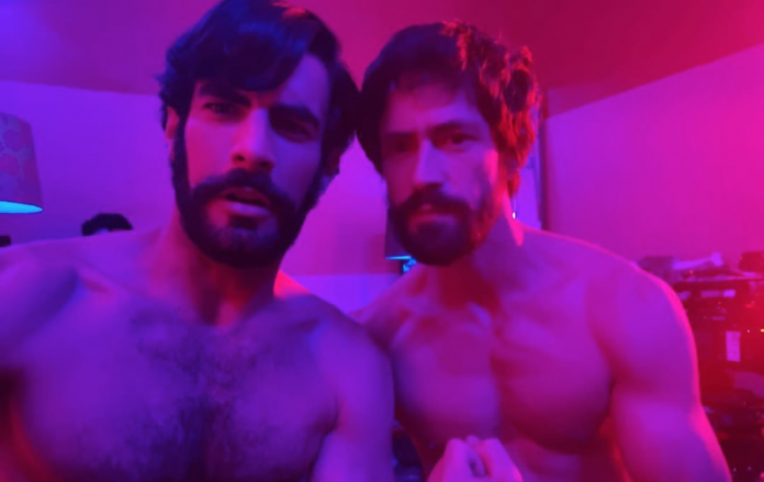 nuevos-guapos-serie-casa-de-las-flores