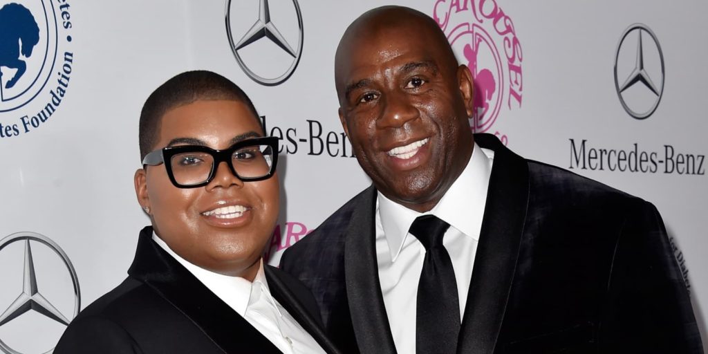 Magic-Johnson-famosos-que-han-apoyado-a-sus-hijos-LGBT-1024x512