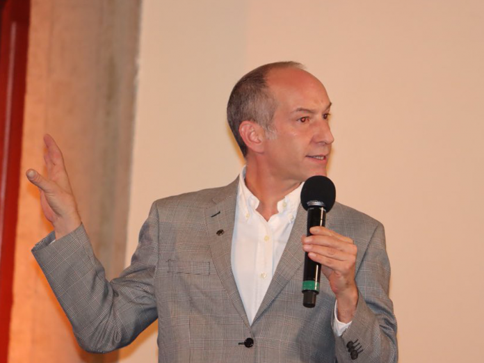 sospechosos-comunes-disculpas-LGBT