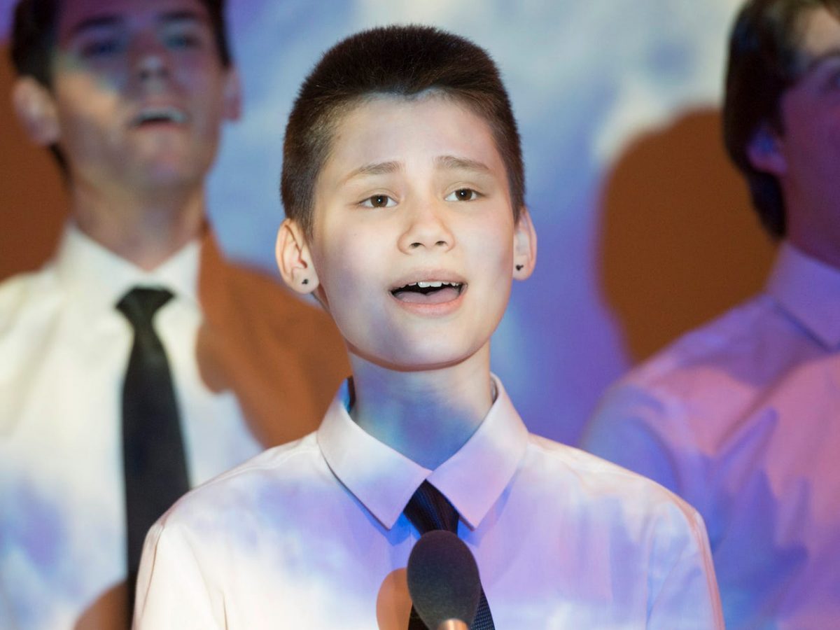 the-OA-series-netflix-personajes-trans