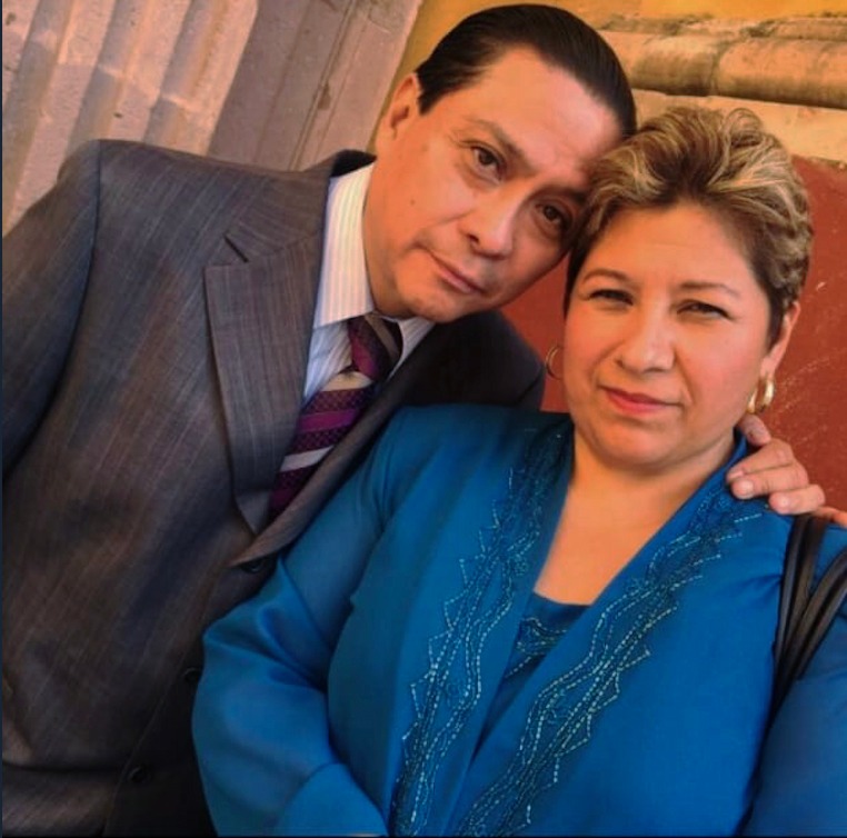 adela-lopez-lugo-secretaria-clinica-condesa-covid-19