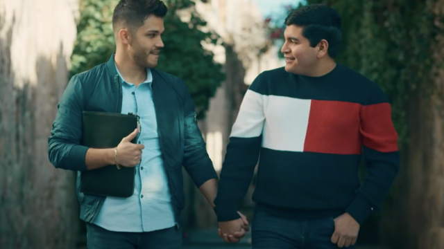 banda-renovación-video-amor-gay-suele-pasar