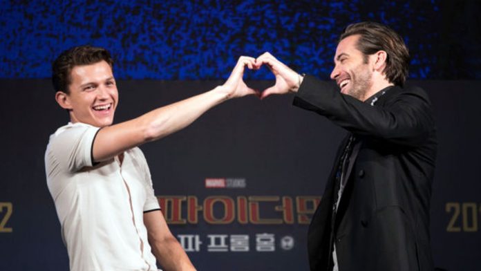 bromance jake gyllenhaal tom