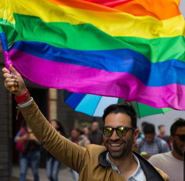 burla-homofóbica-Mauricio-Toro