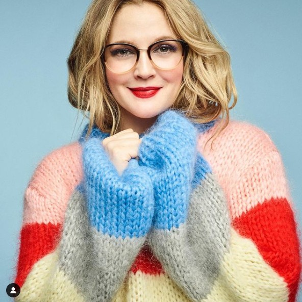 Drew Barrymore actrices bisexuales agua canoa lgbt series infantiles