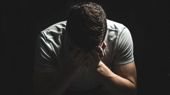 hijo padres homofóbicos