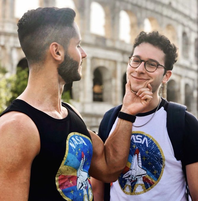 pareja gay fotos Twitter