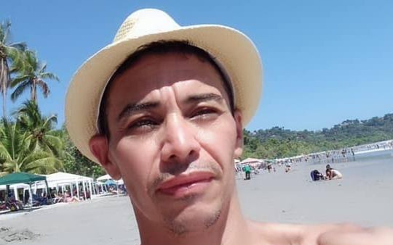 Activista gay asesinado