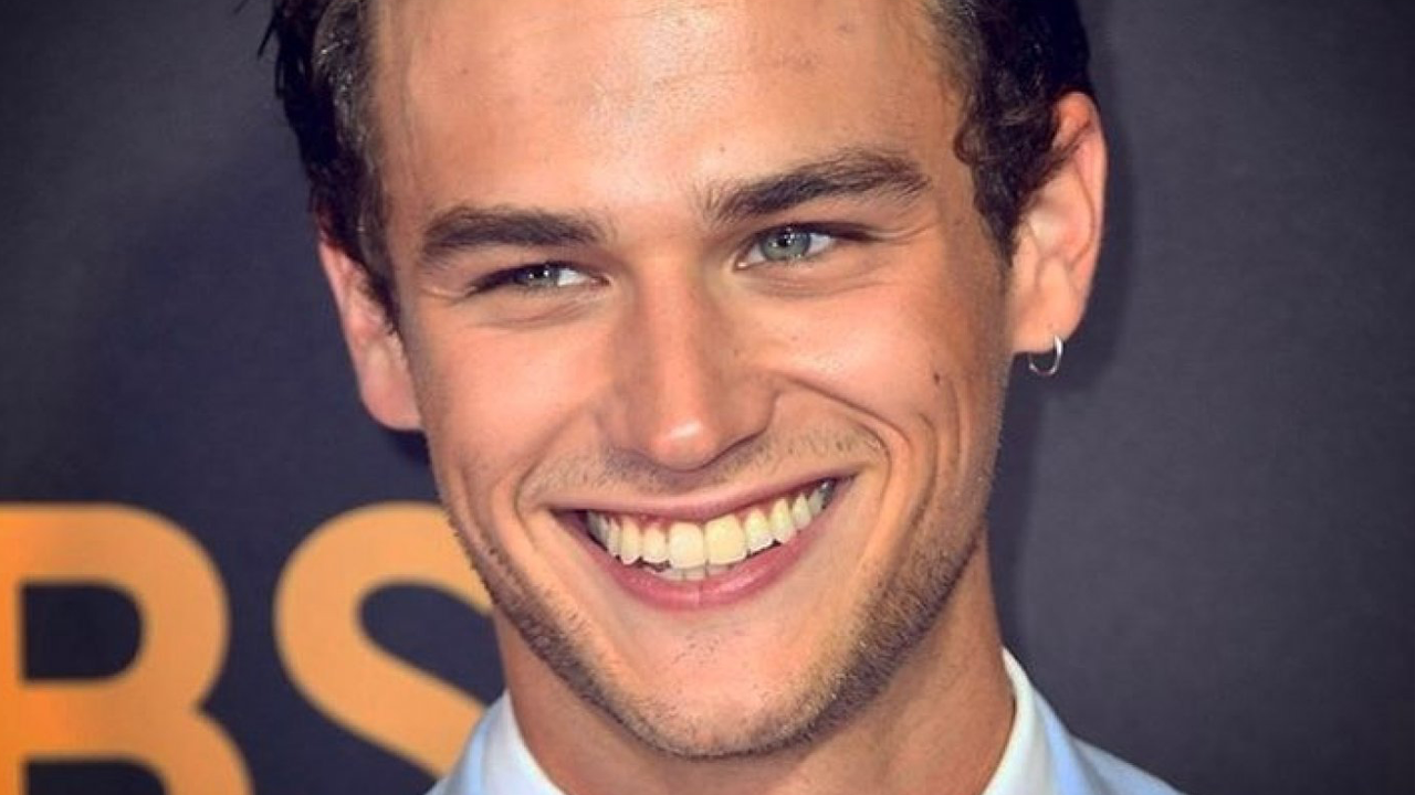 Justin-Foley-Brandon-Flynn-13-reasons-why Justin-Foley-Brandon-Flynn-13-reasons-why