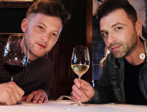 Cailean O'Neill y Mark Feehily