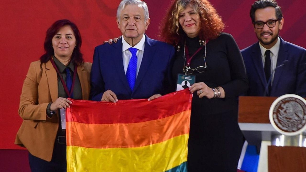 AMLO iniciativa discriminación LGBTQ+