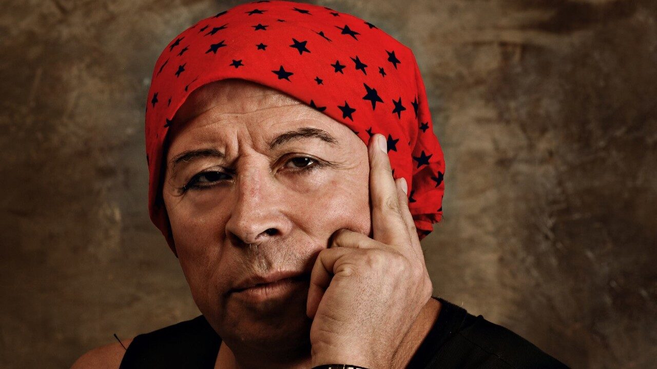 pedro-lemebel-gay-indigena