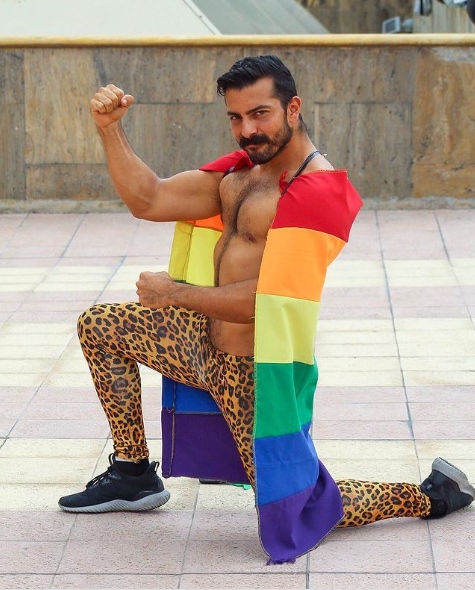 Zúñiga bandera LGBT