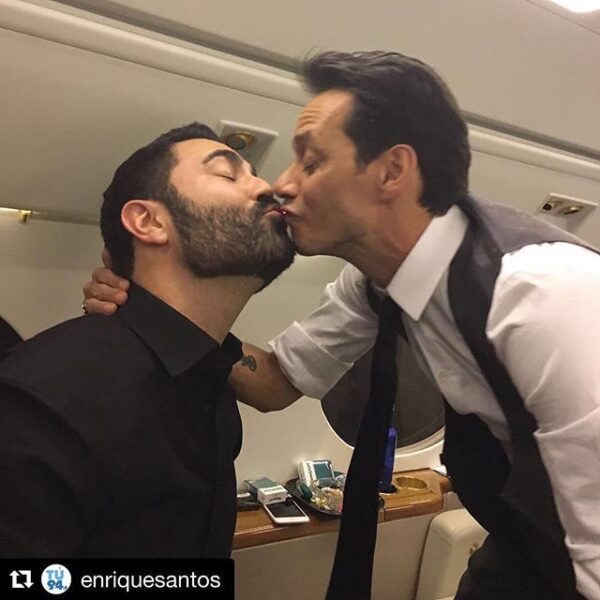 famosos-heterosexuales-beso-gay