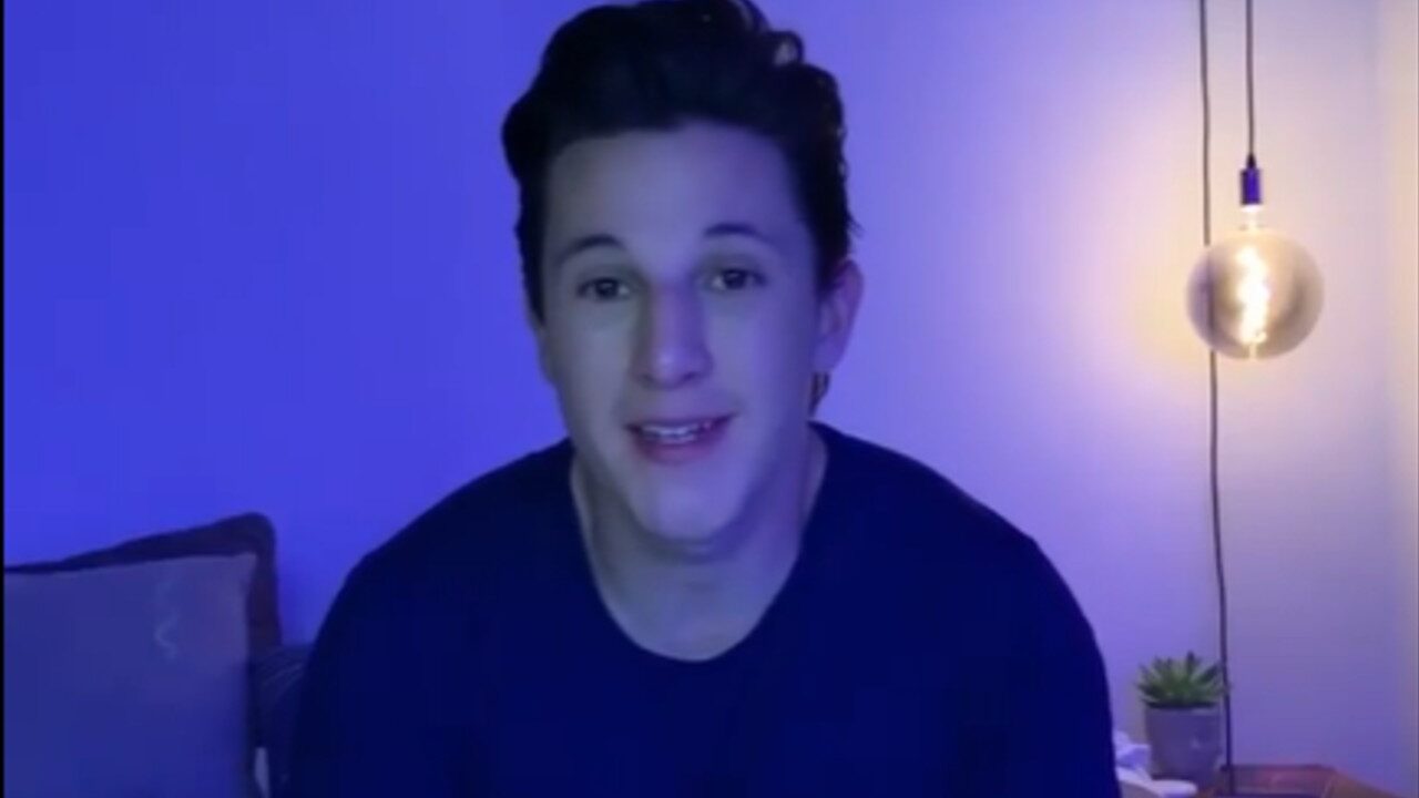 Andrés Simón Bisexual