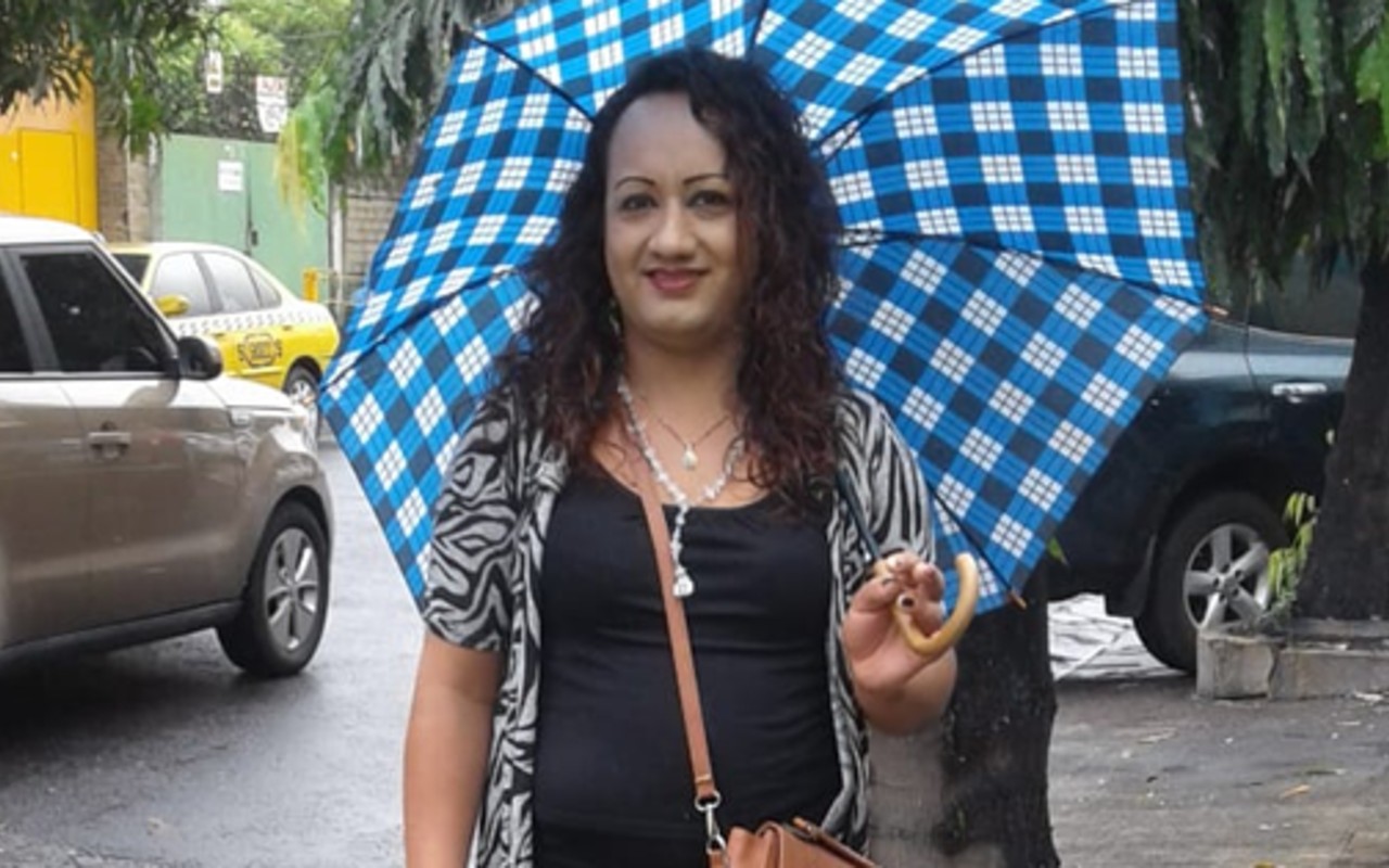 policías trans patrulla