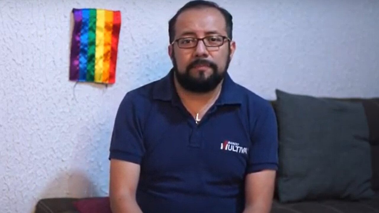 Multiva despido extrabajador gay