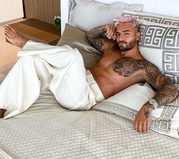 maluma-reguetoneros-guapos